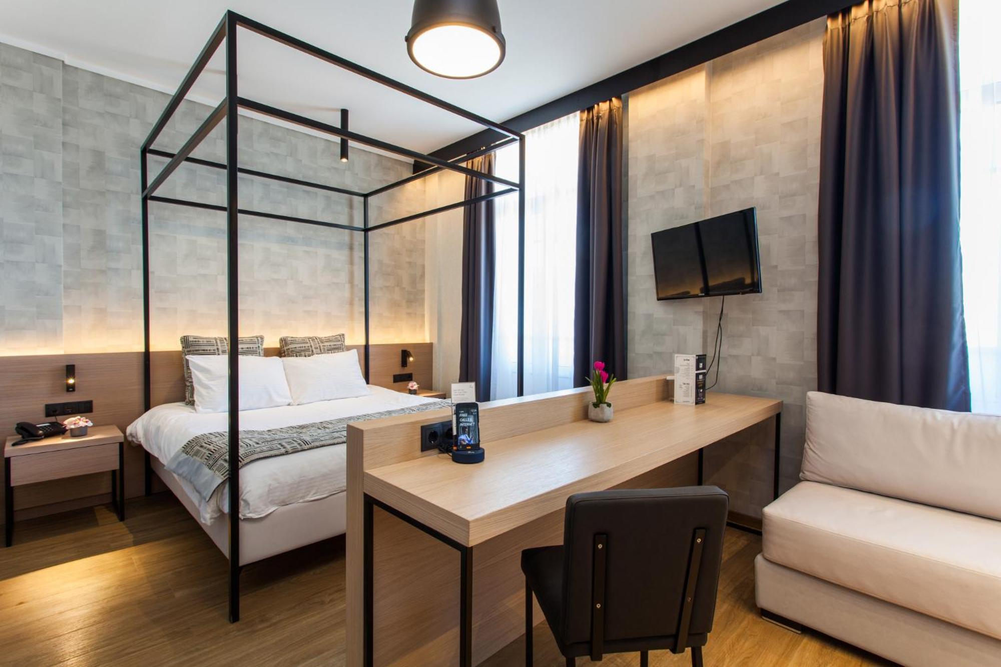 Egnatia Palace & Ξενοδοχείο 4*